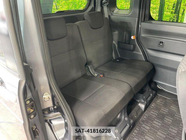 Daihatsu WAKE 2017-08 8102846-9