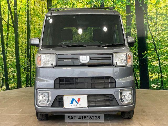 Daihatsu WAKE 2017-08 8102846-13
