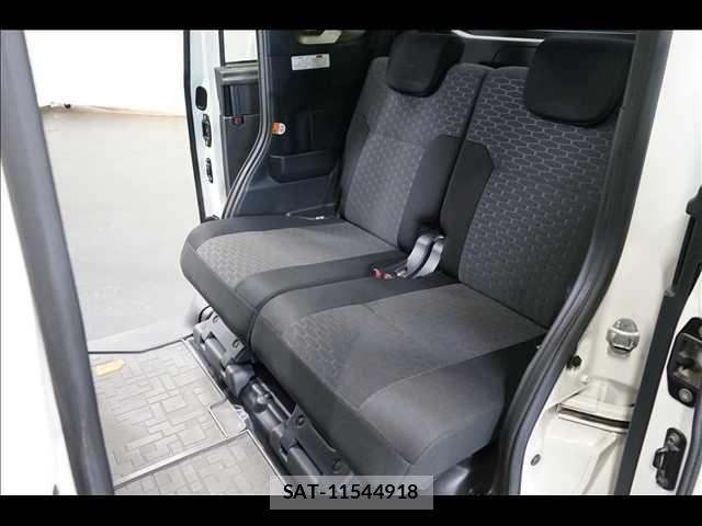 Daihatsu WAKE 2016-10 8102842-17