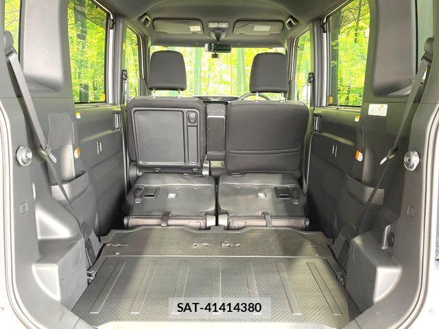 Daihatsu WAKE 2015-09 8102847-9