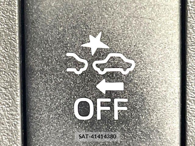 Daihatsu WAKE 2015-09 8102847-5