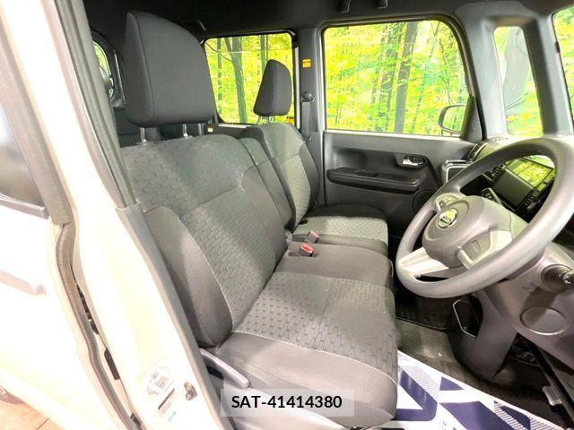 Daihatsu WAKE 2015-09 8102847-7