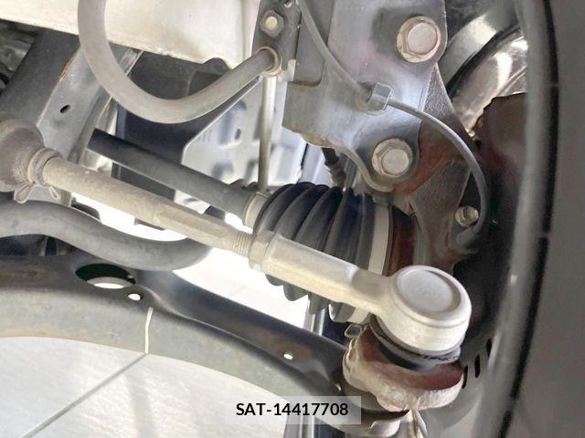 Daihatsu WAKE 2017-05 8102843-19