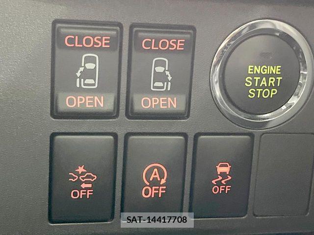 Daihatsu WAKE 2017-05 8102843-5