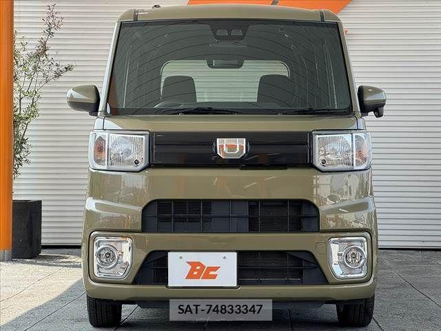 Daihatsu WAKE 2022-06 8147037-8