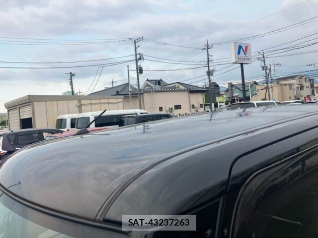 Daihatsu WAKE 2015-11 8161219-10