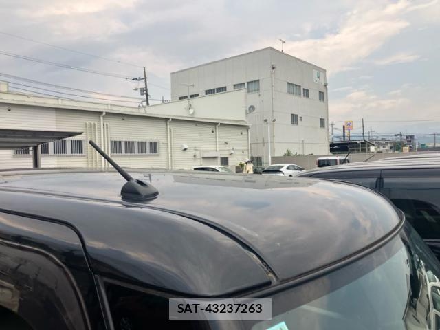 Daihatsu WAKE 2015-11 8161219-7