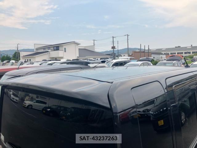 Daihatsu WAKE 2015-11 8161219-8