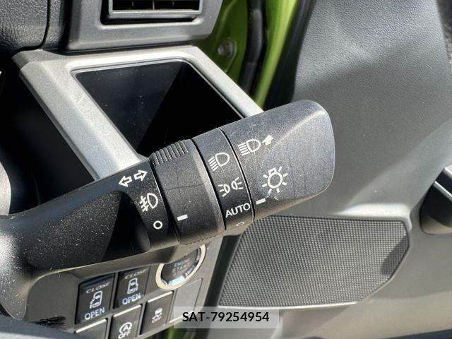 Daihatsu WAKE 2016-05 8211105-12