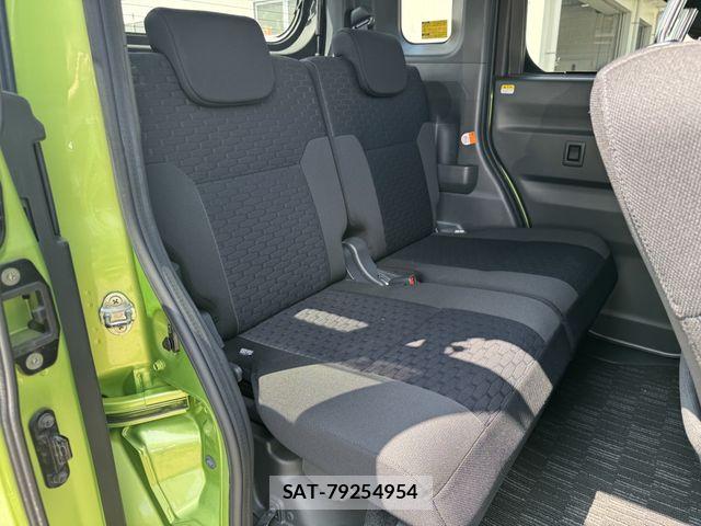 Daihatsu WAKE 2016-05 8211105-23