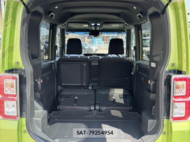 Daihatsu WAKE 2016-05 8211105-25
