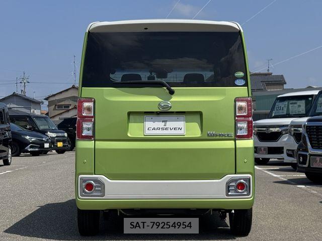 Daihatsu WAKE 2016-05 8211105-6