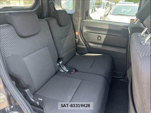 Daihatsu WAKE 2020-07 8211107-13