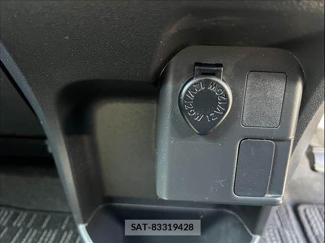 Daihatsu WAKE 2020-07 8211107-25