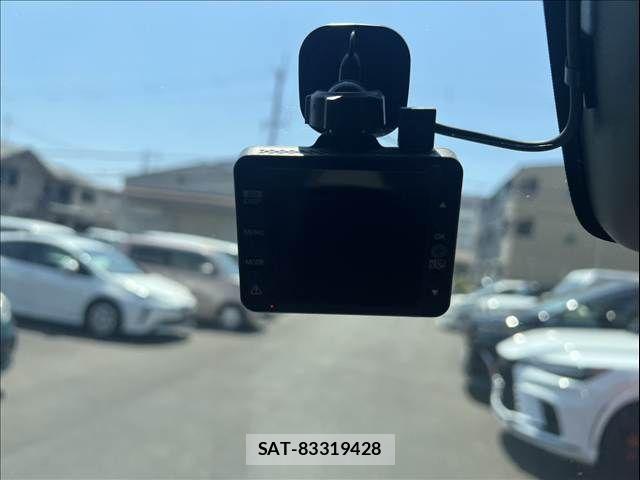 Daihatsu WAKE 2020-07 8211107-28