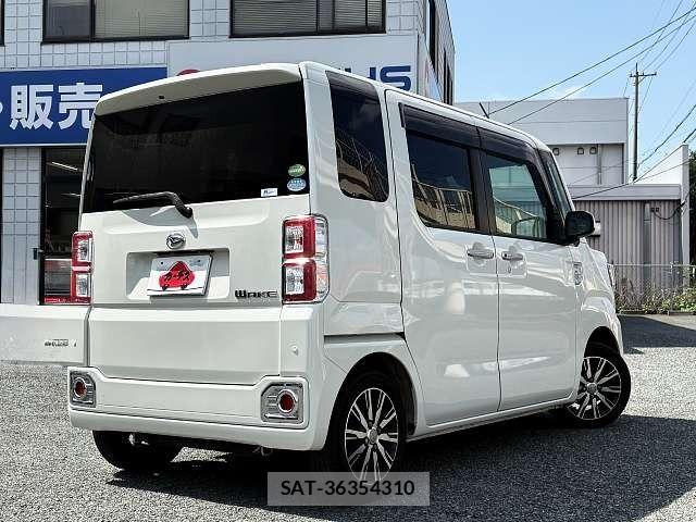 Daihatsu WAKE 2019-07 8211106-2