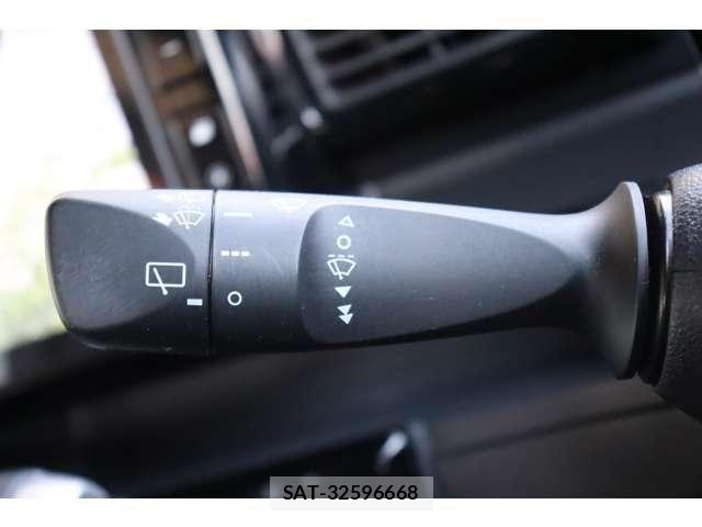 Daihatsu WAKE 2019-09 8211102-9
