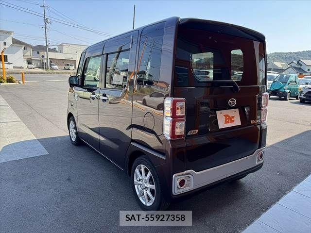 Daihatsu WAKE 2015-03 8211112-12