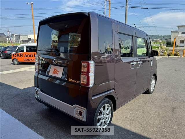 Daihatsu WAKE 2015-03 8211112-14