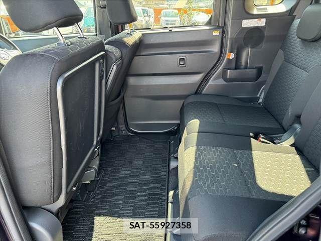 Daihatsu WAKE 2015-03 8211112-18