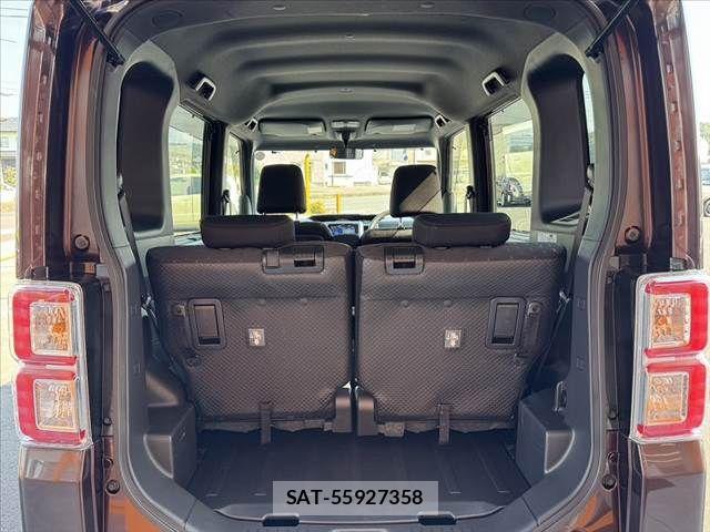 Daihatsu WAKE 2015-03 8211112-19