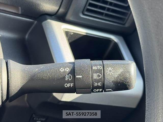 Daihatsu WAKE 2015-03 8211112-25