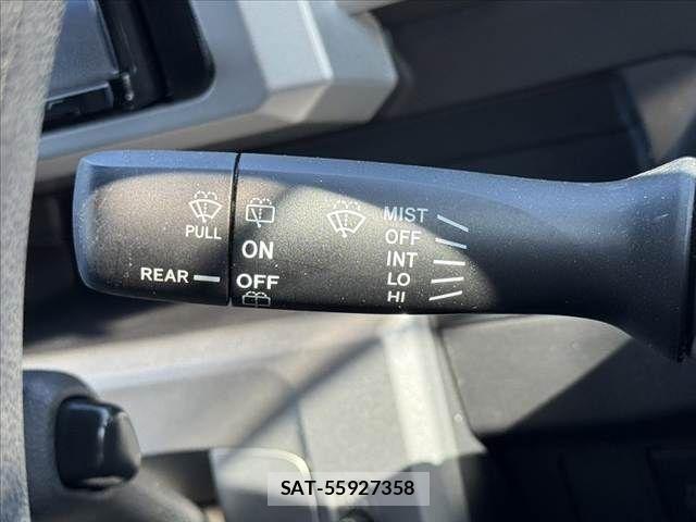 Daihatsu WAKE 2015-03 8211112-26