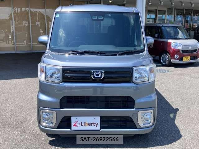 Daihatsu WAKE 2022-06 8211101-7