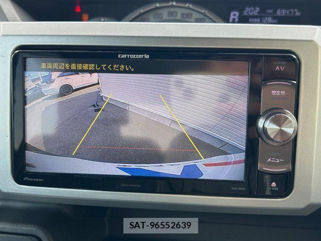 Daihatsu WAKE 2015-04 8211108-3