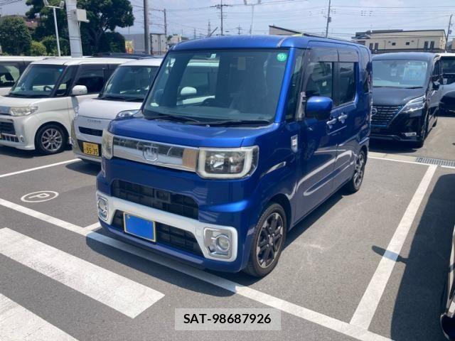 Daihatsu WAKE 2015-10 8211110-1