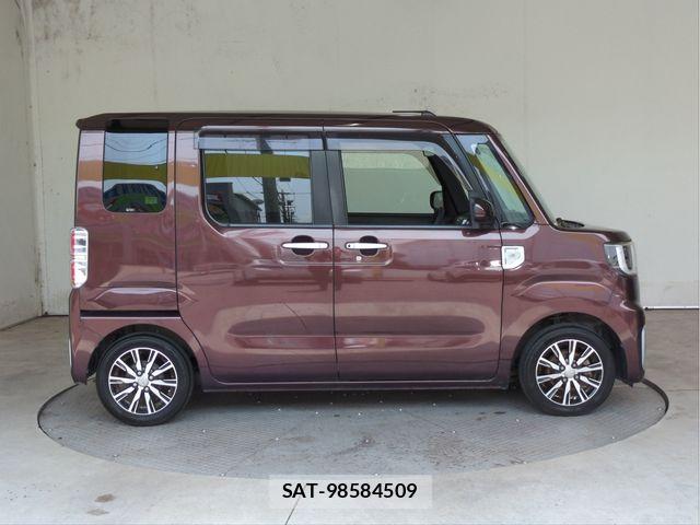 Daihatsu WAKE 2015-12 8211109-16