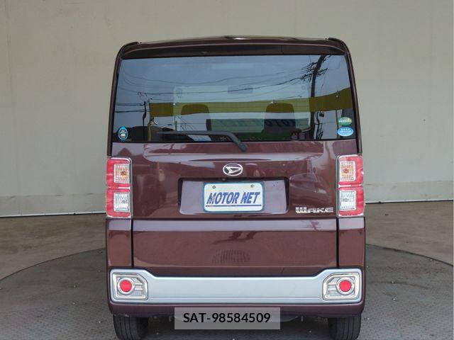 Daihatsu WAKE 2015-12 8211109-17