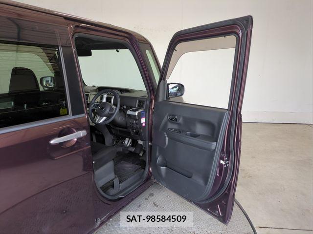 Daihatsu WAKE 2015-12 8211109-27