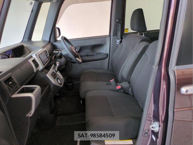 Daihatsu WAKE 2015-12 8211109-3