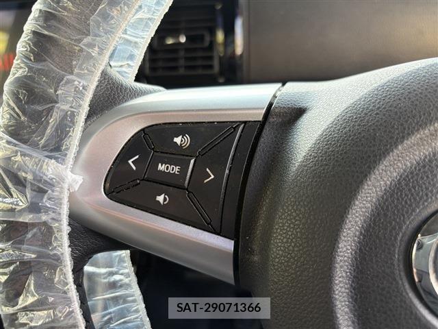 Daihatsu WAKE 2015-06 8232488-17