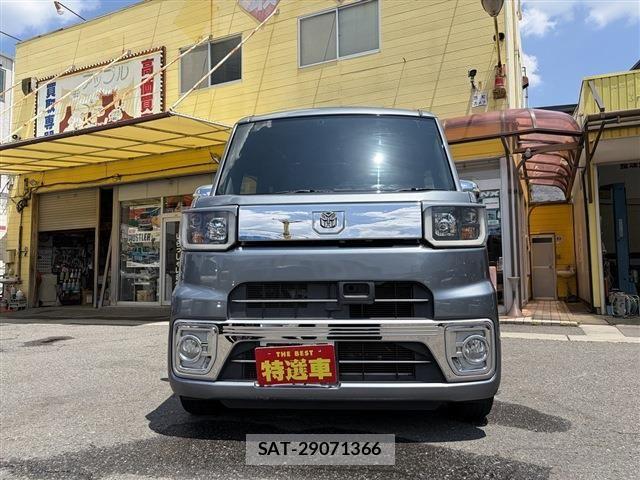 Daihatsu WAKE 2015-06 8232488-1