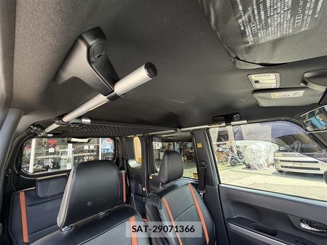 Daihatsu WAKE 2015-06 8232488-19