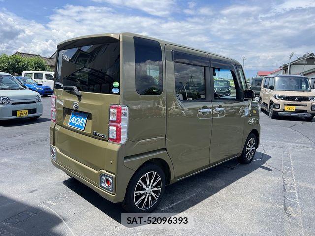 Daihatsu WAKE 2017-05 8232486-3