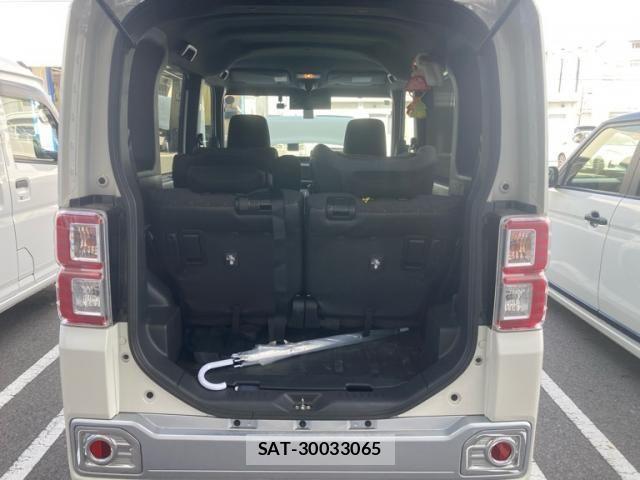 Daihatsu WAKE 2015-10 8247215-9