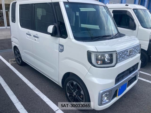 Daihatsu WAKE 2015-10 8247215-2