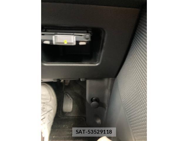 Daihatsu WAKE 2014-12 8247217-27