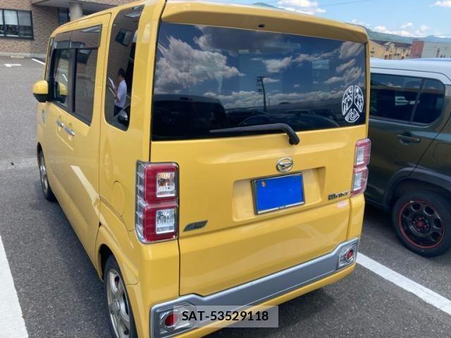 Daihatsu WAKE 2014-12 8247217-3