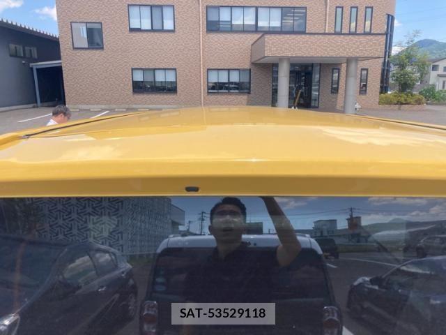 Daihatsu WAKE 2014-12 8247217-6