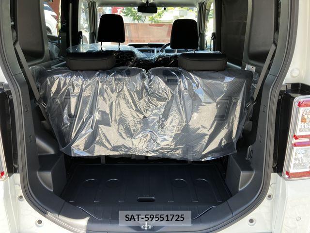 Daihatsu WAKE 2018-02 8247214-21