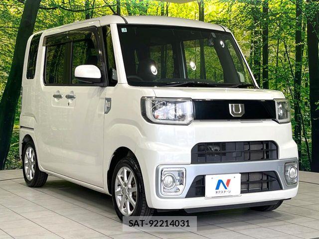Daihatsu WAKE 2015-03 8247212-15