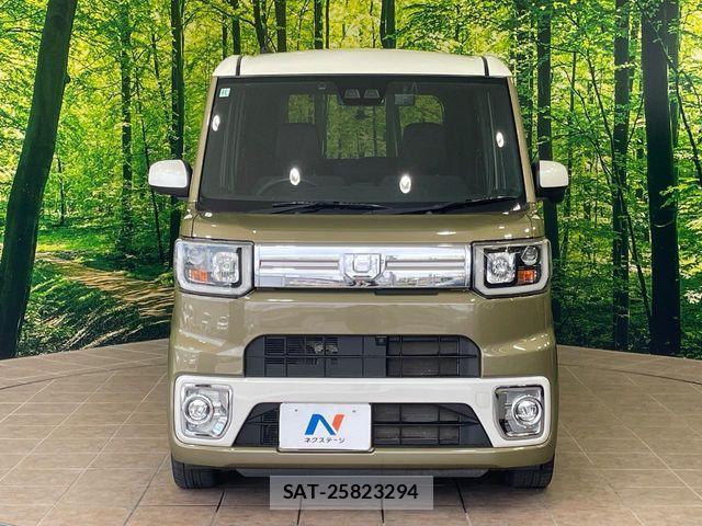 Daihatsu WAKE 2018-10 8247213-14