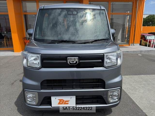 Daihatsu WAKE 2022-06 8247216-8