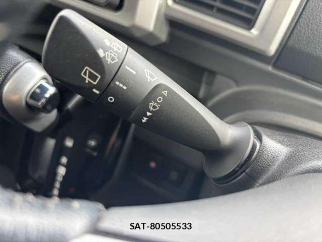 Daihatsu WAKE 2016-07 8318221-11