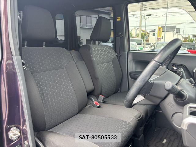 Daihatsu WAKE 2016-07 8318221-16
