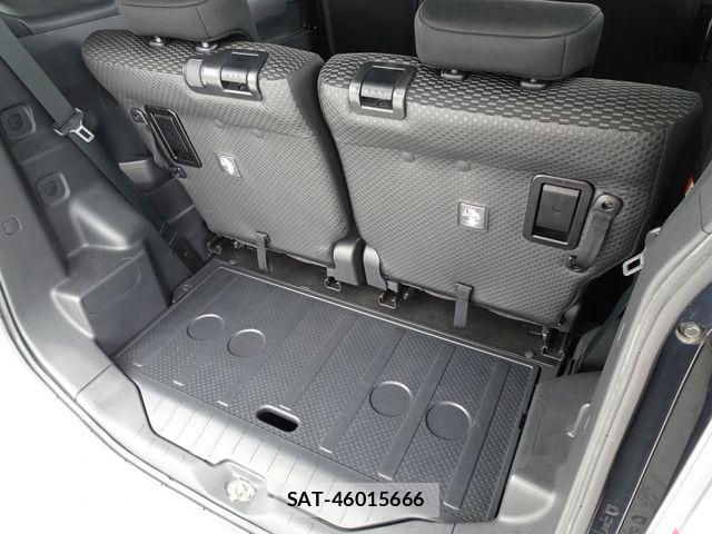 Daihatsu WAKE 2020-02 8318220-23